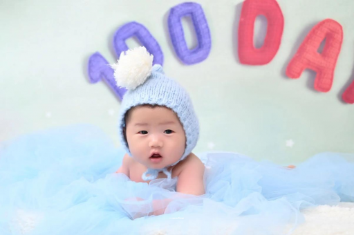 安达2岁宝宝呕吐拉肚子